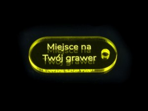 Brelok 5 cm, żółty przezroczysty, z grawerunkiem