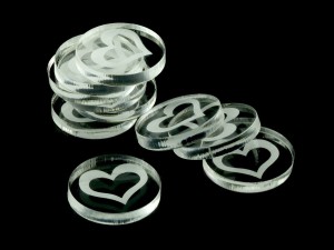 Żetony okrągłe z grafiką serca, 10 sztuk, przezroczyste, 22 mm