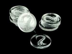 Żetony okrągłe z  grafiką macki  (v1), 10 sztuk, przezroczyste, 22 mm